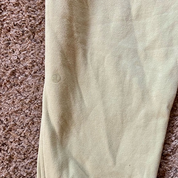 Lululemon Scuba Relaxed High-Rise Jogger - Picture 7 of 7